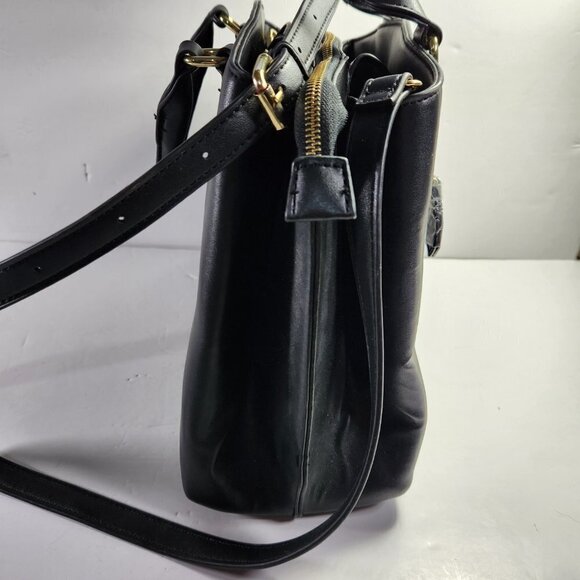 BCBG Purse Shoulder Bag Black with Golden Colour Hardware Polyvinyl Larg… - Picture 15 of 16